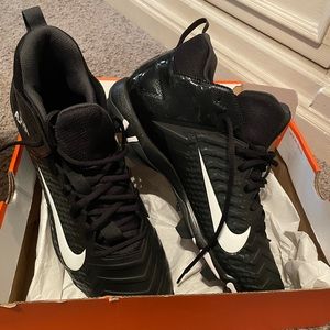 Nike Alpha Menace 2 Shark Football Cleats